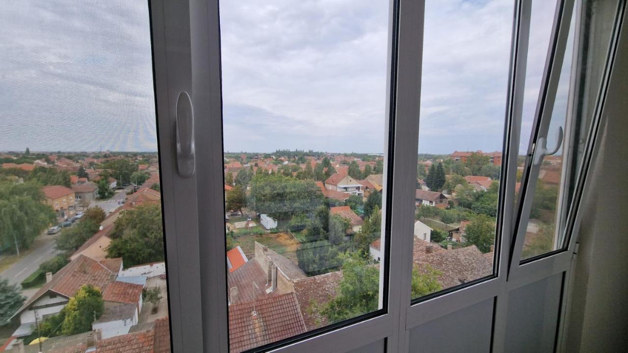 Lux Apartman Ava Kikinda Dış mekan fotoğraf